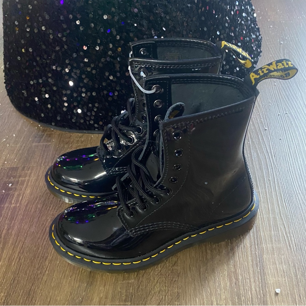 Dr. Martens Shiny Black Kids Boots
*New Never Worn